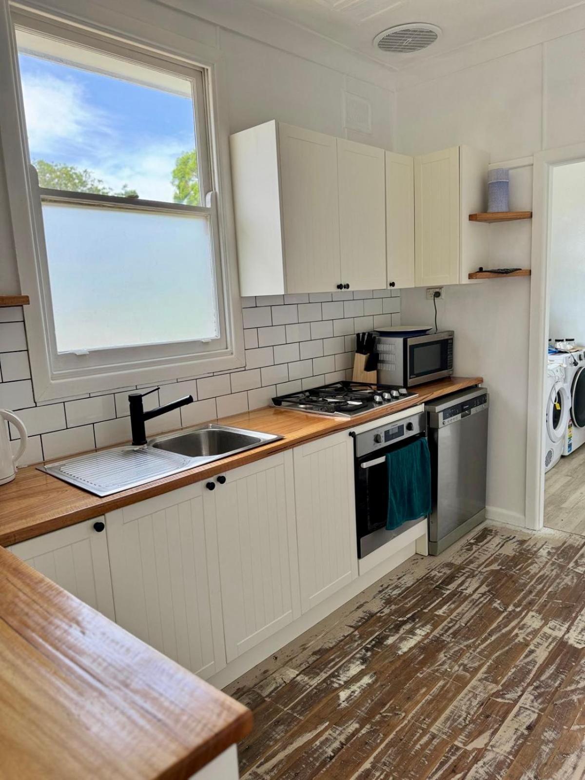 Sandon Point Coastal Cottage Були Екстериор снимка
